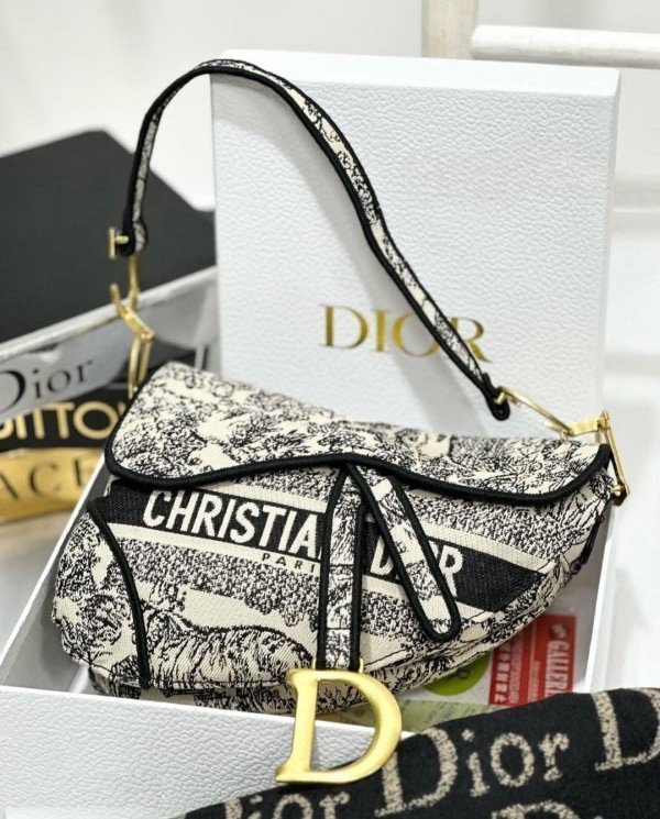 Dior Saddle Black Toile de Jouy Embroidery With OG Box & Dust Bag (Black Tiger-129) (BSB)
