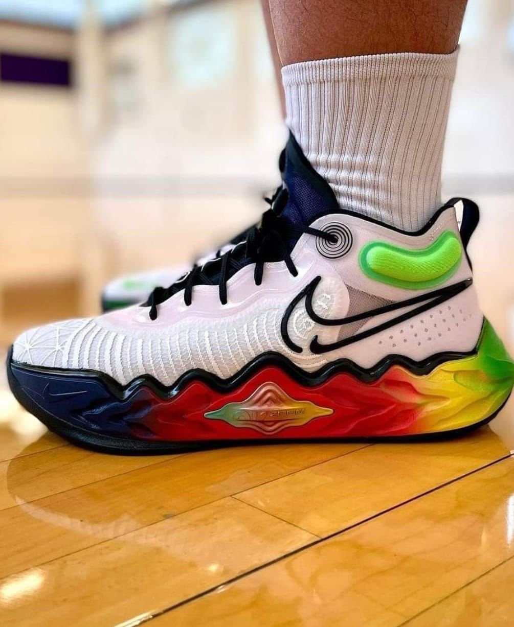 NIKE AIR ZOOM GT