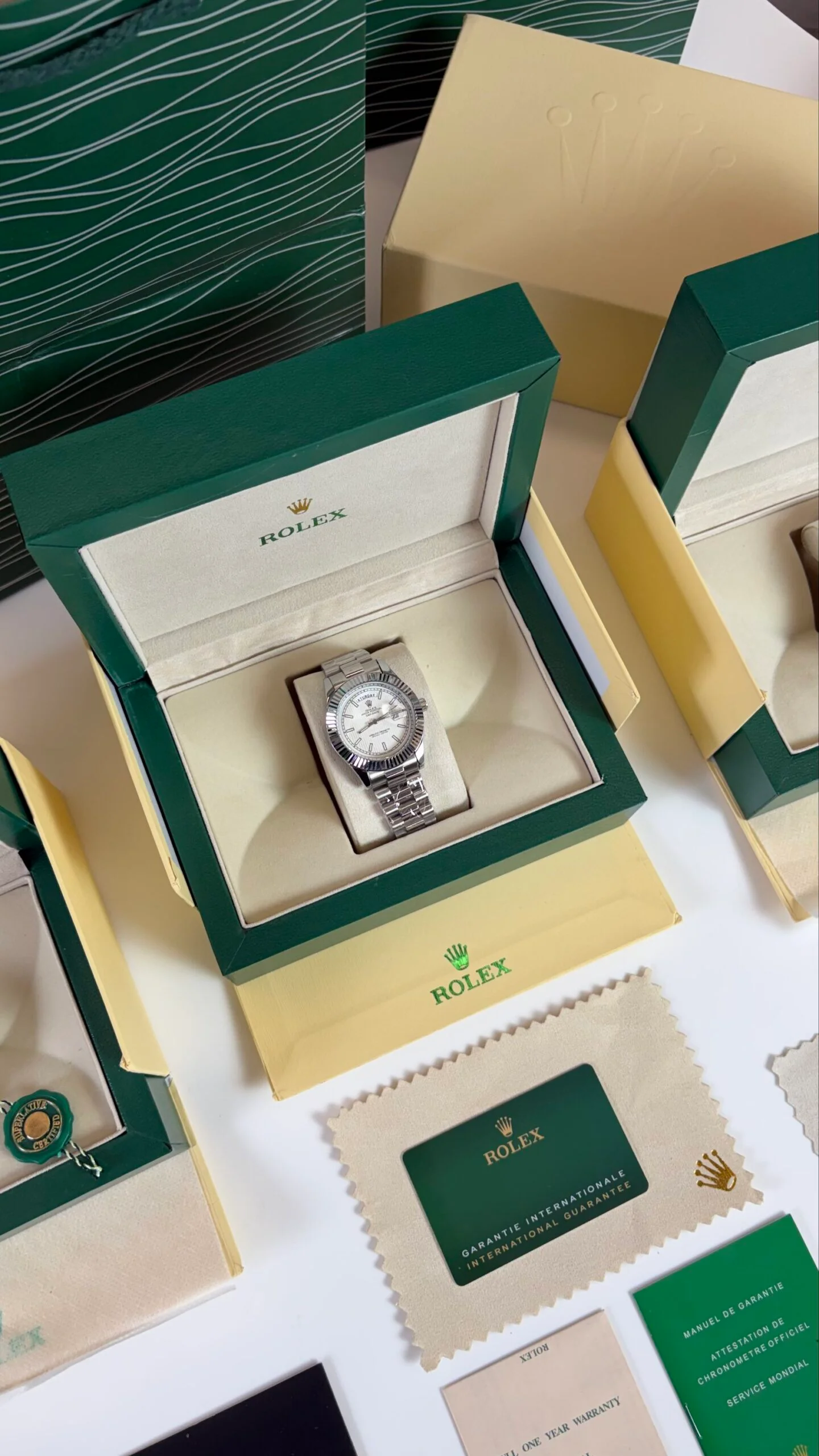 Rolex Oyster Perpetual Day Date Silver White
